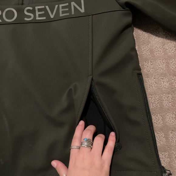 Parka - Picture 3 of 4